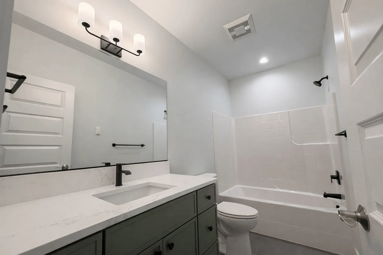 Fox Custom Guest Bath - Inspire Homes