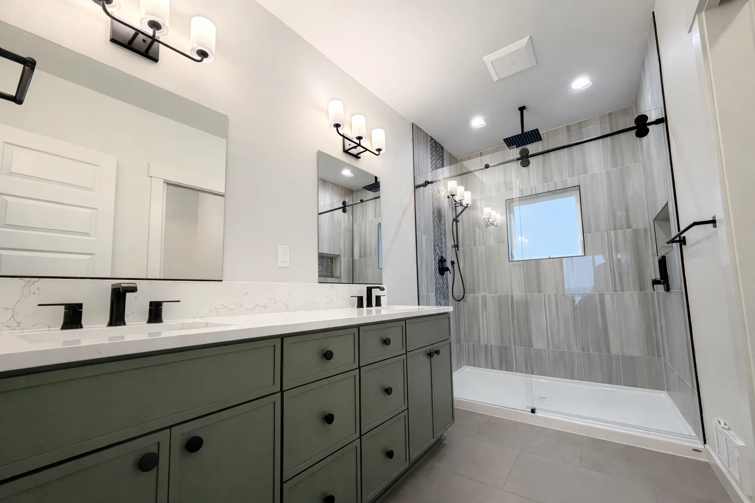 Fox Custom Primary Bath - Inspire Homes