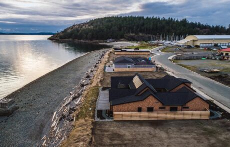 Gallery_0000s_0000_2213_skyline_way-22 Coastal homes by the sea with forest view.