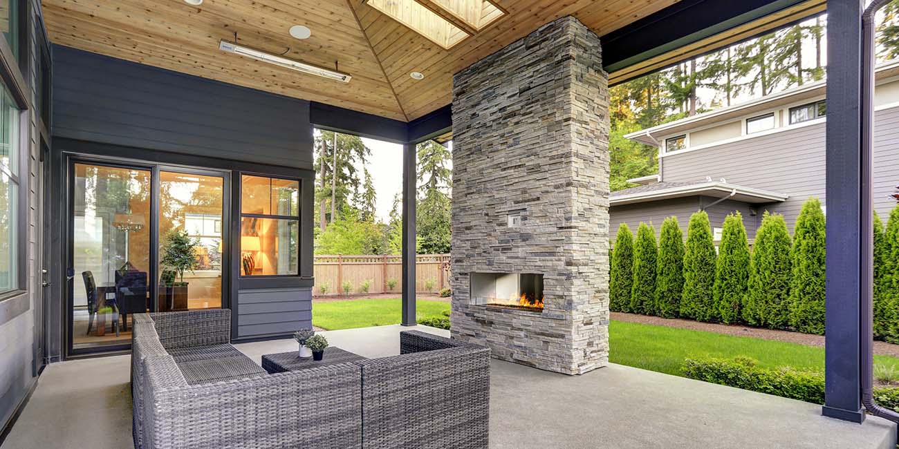 Embracing the Chill: 5 Cozy Outdoor Living Ideas for Washington’s Colder Weather